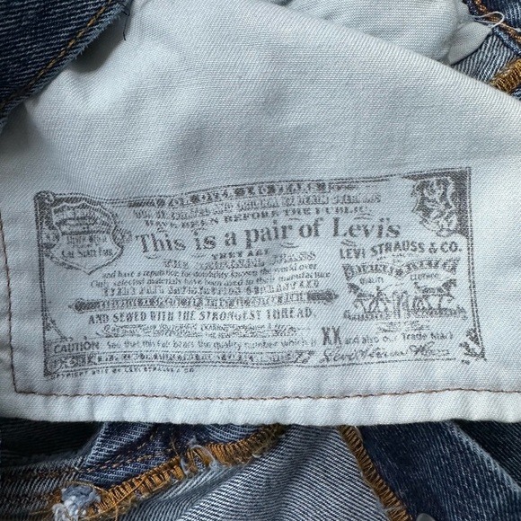 Levi's 501 Button Fly Straight Jeans Hemmed Waist 31" Inseam 28.5" - Picture 2 of 11
